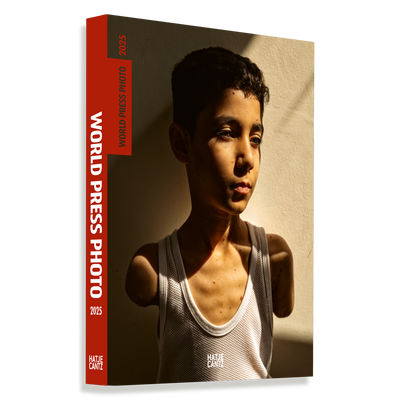 Cover World Press Photo Yearbook 2025
